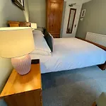 Devonshire Arms Inn 2*