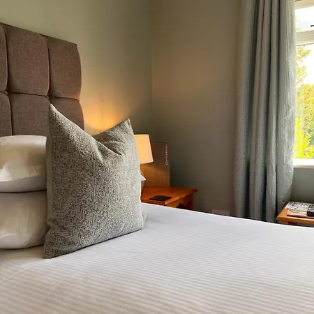 Zajazd Devonshire Arms 2*