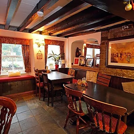 Devonshire Arms 2* Cracoe