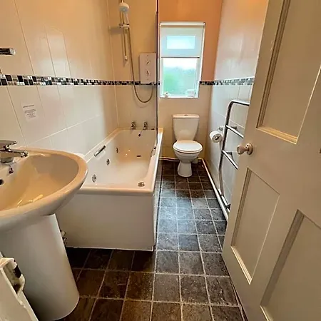 Devonshire Arms Herberg 2*