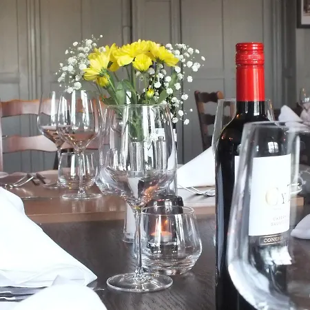 Zajazd Devonshire Arms 2*