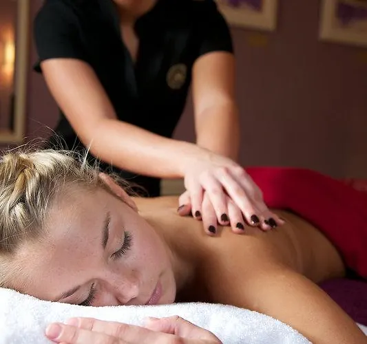 德文郡力推酒店 宾馆